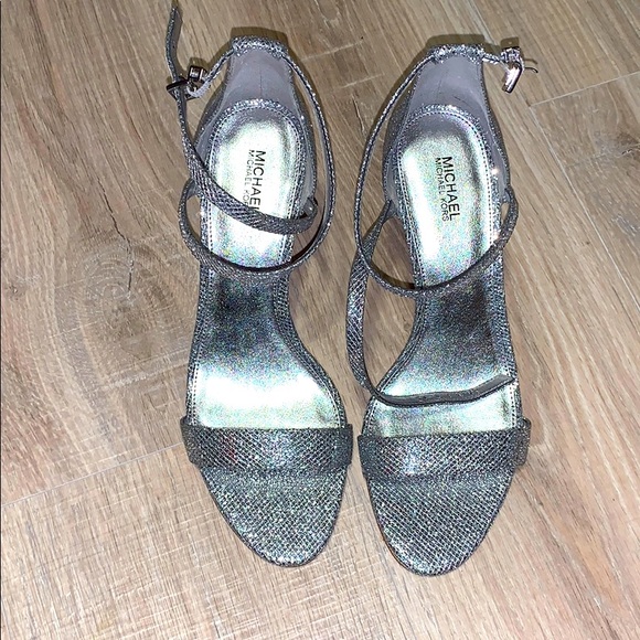 Michael Kors AVA silver glitter sandals heels NWT - Picture 6 of 7
